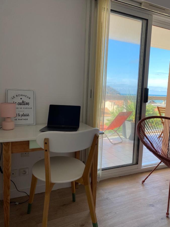 Le Kifanlo - Appartement Avec Une Grande Terrasse Vue Mer Et Plage A 100 M Ле-Сабль-д'Олонн Екстер'єр фото
